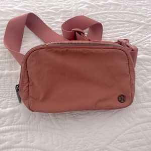 Lulu Lemon Belt Bag